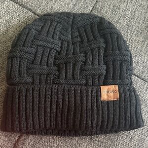 NWOT Diravo Black Knit Beanie Hat